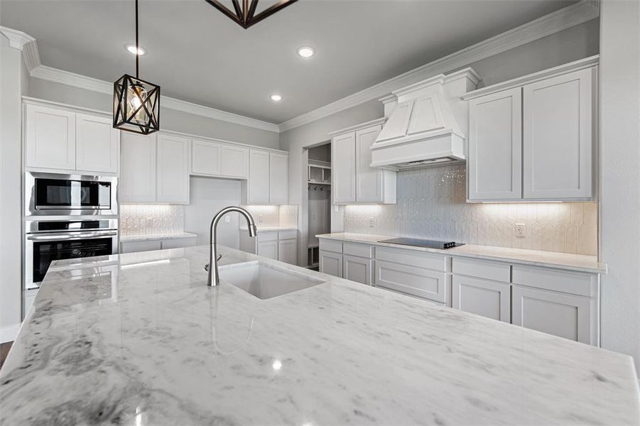 Furnished interior view inside a new home in Rocky Top, Krum (Image 10). Furnished interior view inside a new home in Rocky Top, Krum (Image 10).