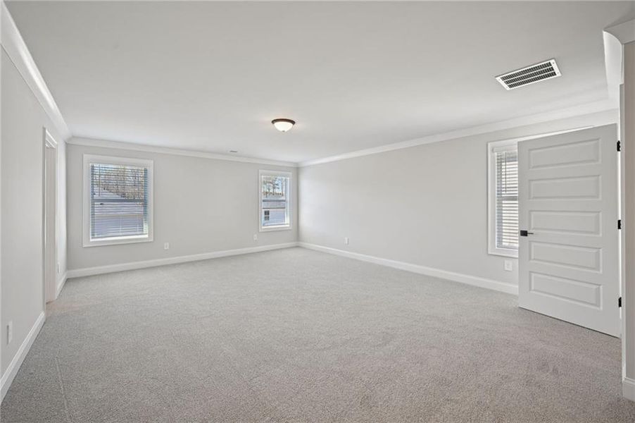 Spacious, unfurnished interior of a new home in , Braselton (Image 49).