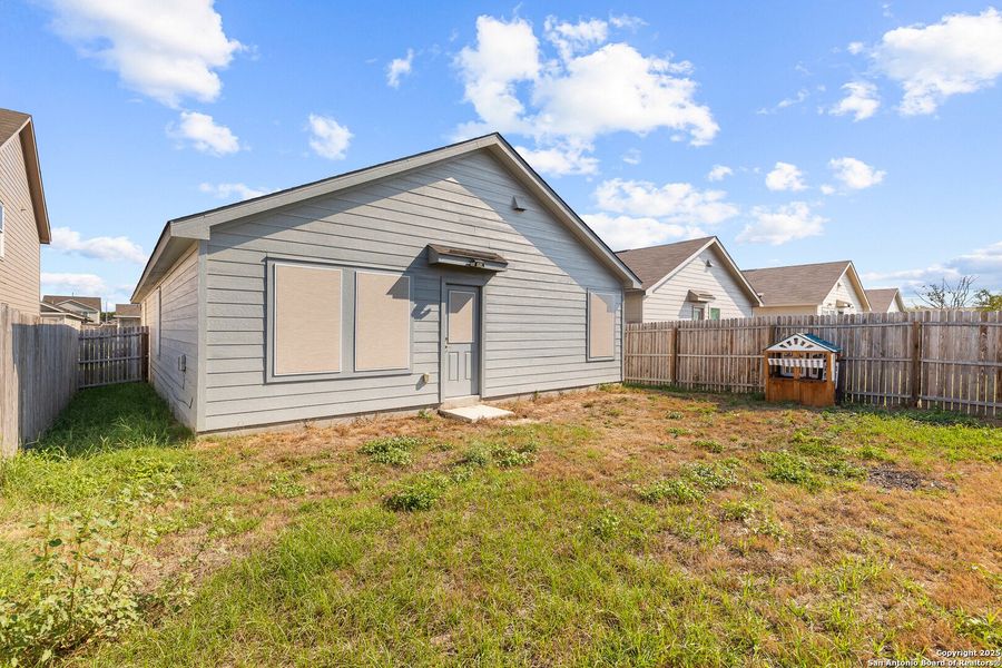 Front exterior of a new home in , San Antonio, TX, highlighting curb appeal (Image 1). Front exterior of a new home in , San Antonio, TX, highlighting curb appeal (Image 1).