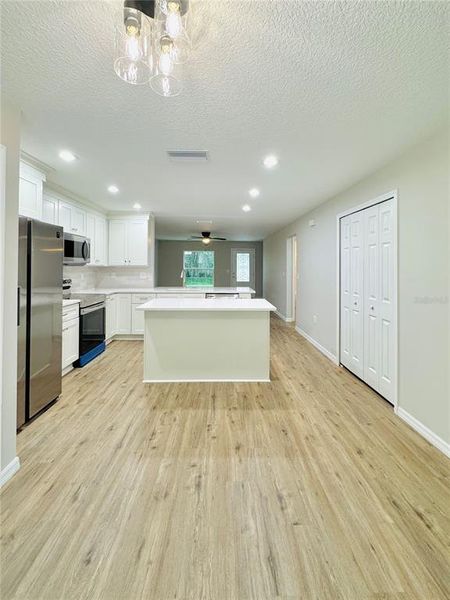 Image 28 of a home in .