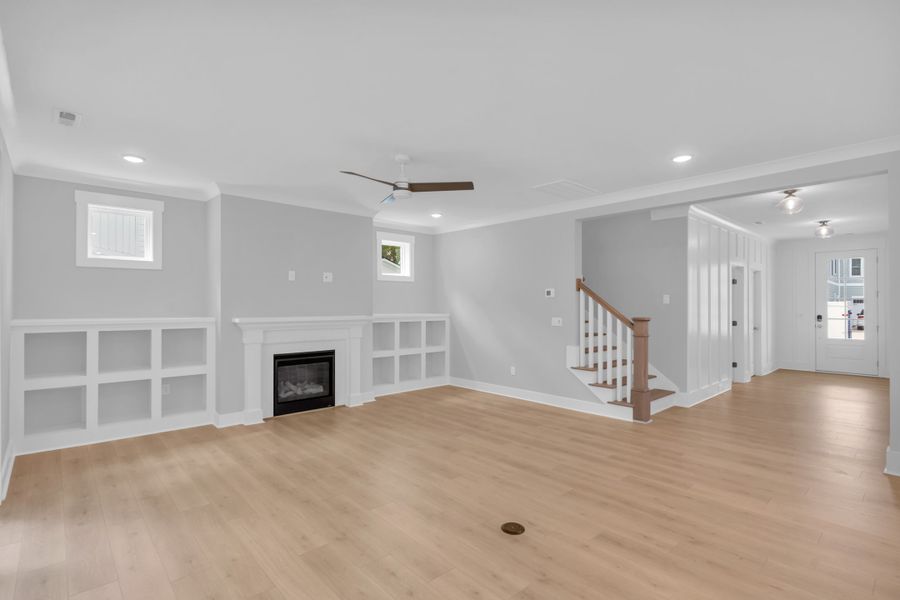 Representative unfurnished interior of a home built from the The Hampton by RobuckHomes in Stonehenge, Raleigh (Image 27).