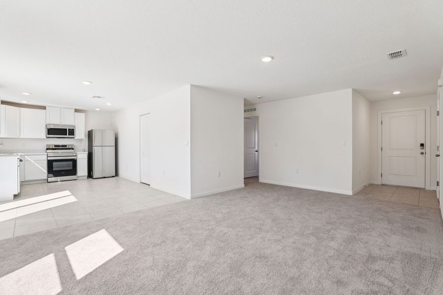 Representative unfurnished interior of a home built from the Poinsettia by Maronda Homes in Cape Coral, Cape Coral (Image 31).