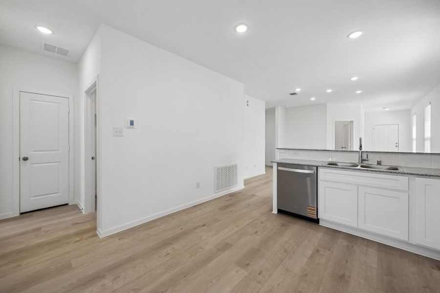 Image 30 of a home in Stokesbury.