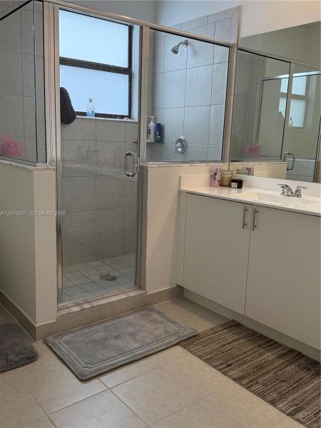 Furnished interior view inside a new home in , Miami (Image 7).