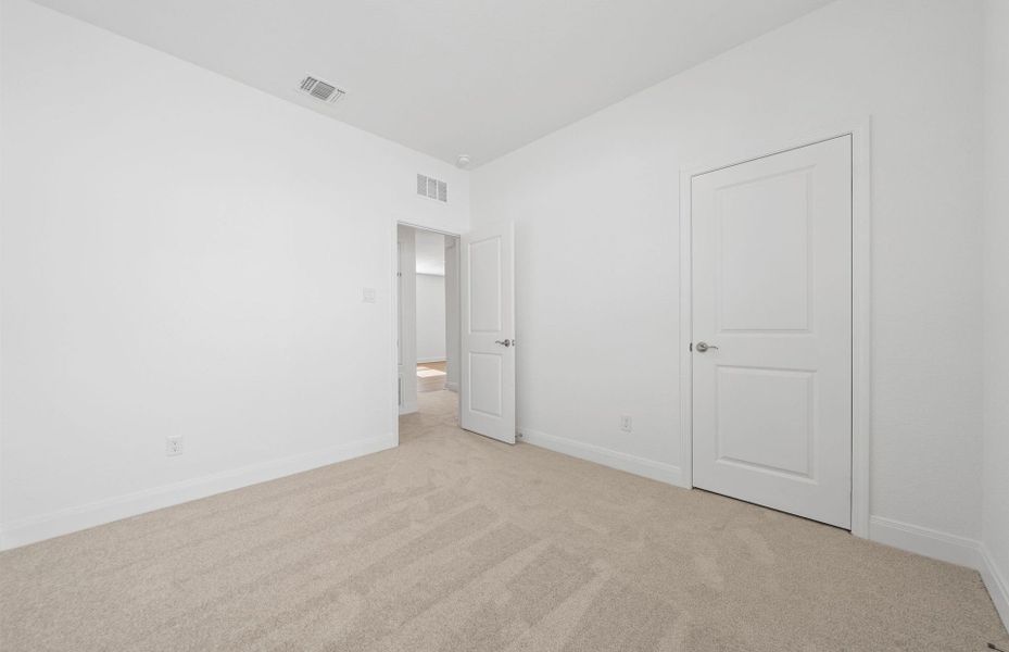 Spacious, unfurnished interior of a new home in Patterson Ranch, Georgetown (Image 41). Spacious, unfurnished interior of a new home in Patterson Ranch, Georgetown (Image 41).