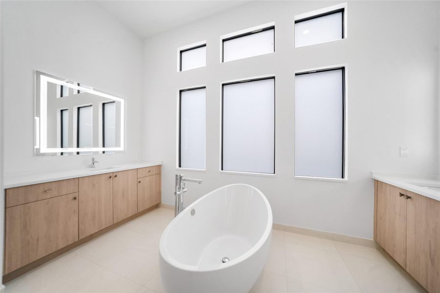 Furnished interior view inside a new home in , Boca Raton (Image 15). Furnished interior view inside a new home in , Boca Raton (Image 15).