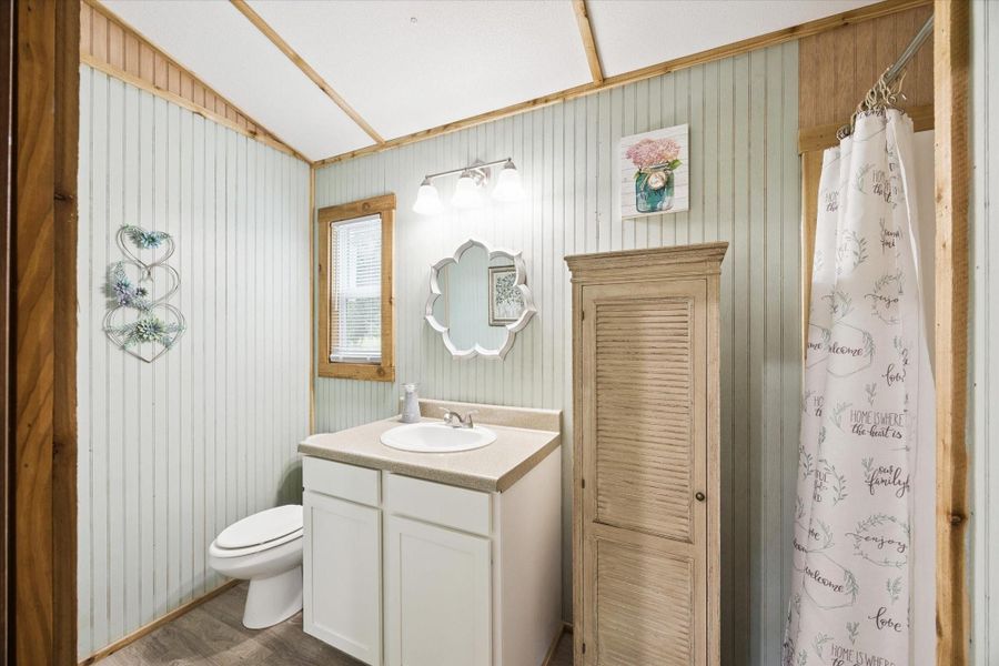 Furnished interior view inside a new home in , Brenham (Image 4).