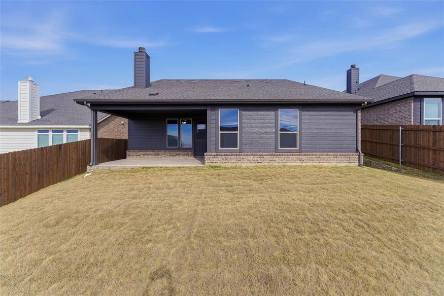 Exterior details and patio area of a home in Liberty Pointe, Gainesville (Image 22).
