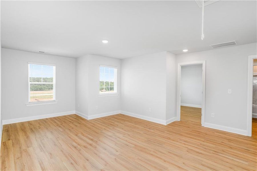 Spacious, unfurnished interior of a new home in Killian Manor at The Adares, Adairsville (Image 20).