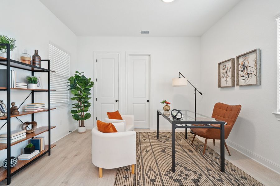 Furnished interior view inside a new home in Foxfield, Austin (Image 8).