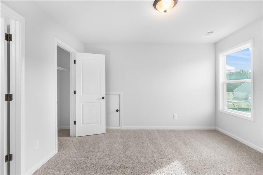 Spacious, unfurnished interior of a new home in Harmony Farms, Eatonton (Image 25).