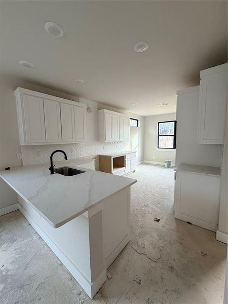 Image 11 of a home in .