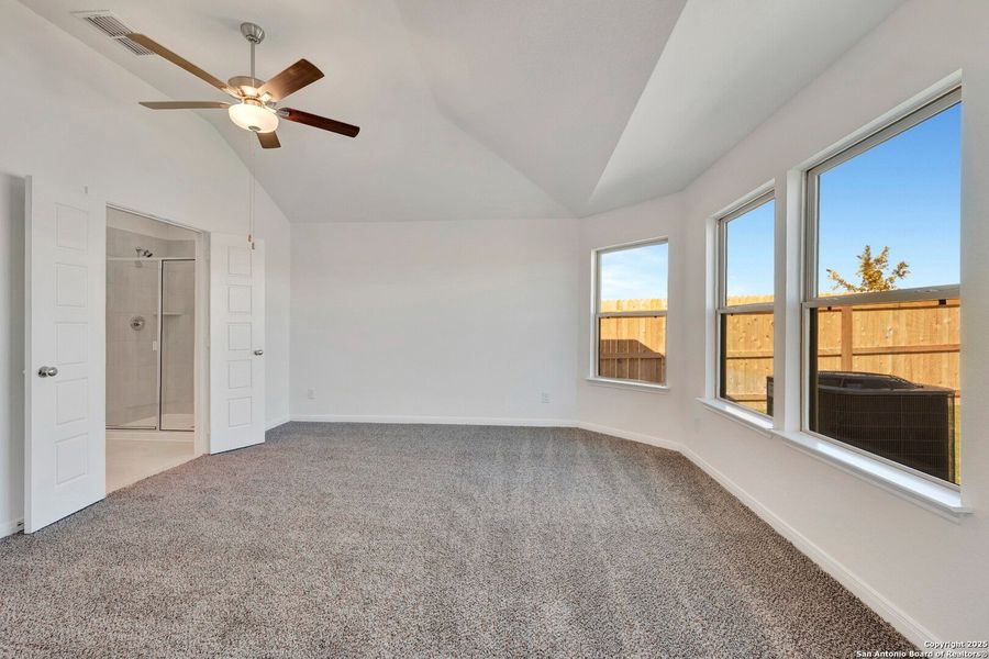 Spacious, unfurnished interior of a new home in Park Place, New Braunfels (Image 32). Spacious, unfurnished interior of a new home in Park Place, New Braunfels (Image 32).