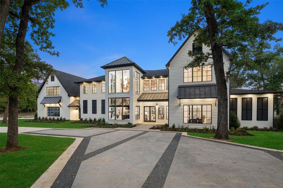 Front exterior of a new home in , Mabank, TX, highlighting curb appeal (Image 24).