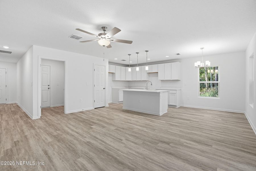Spacious, unfurnished interior of a new home in , Jacksonville (Image 13).