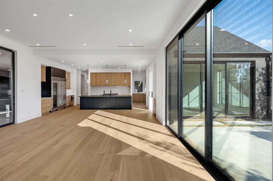 Furnished interior view inside a new home in , Farmers Branch (Image 13).