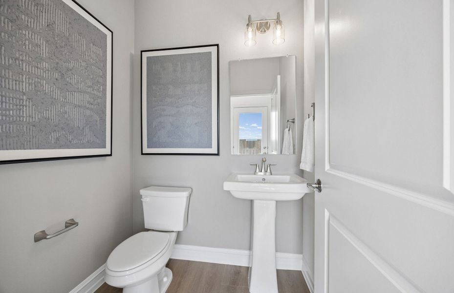 Representative furnished interior of a home built from the Rainier by Pulte Homes in Wilson Creek Meadows, Celina (Image 10).