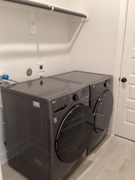 Close-up of interior finishes inside a home in Jordan Ranch, Fulshear (Image 15).