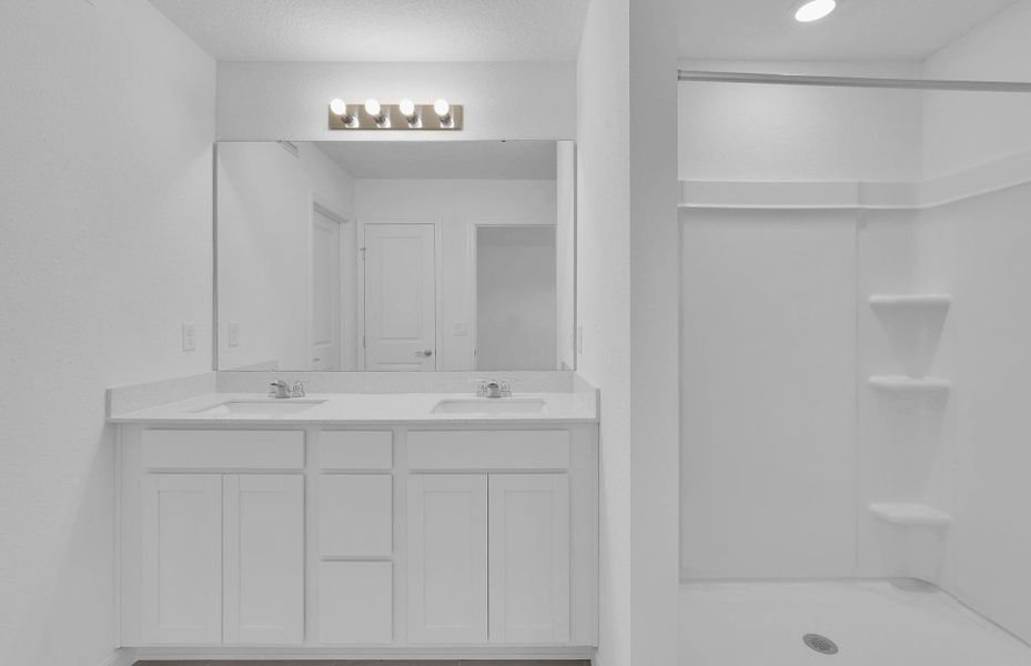 Furnished interior view inside a new home in Normandy Pines, Jacksonville (Image 5).