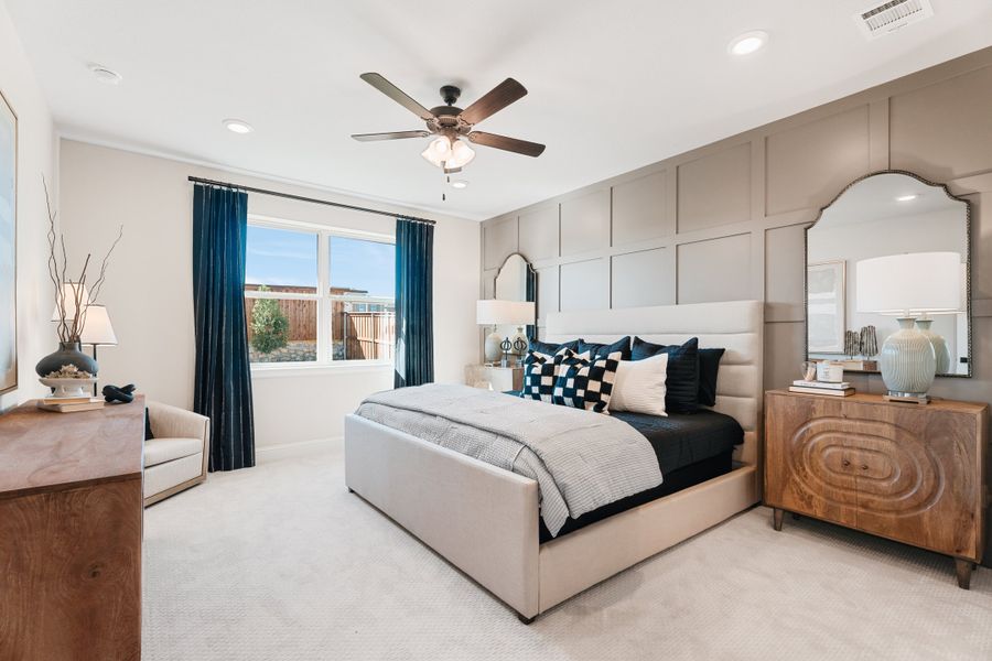 Representative furnished interior of a home built from the Avalon by Beazer Homes in Goodland: Overlook 60', Midlothian (Image 5).