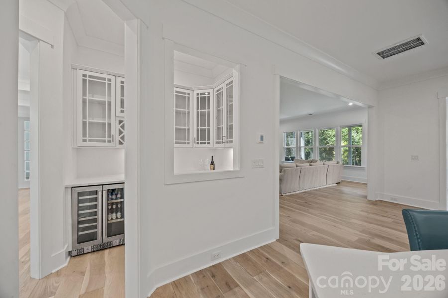 Spacious, unfurnished interior of a new home in Olmsted, Huntersville (Image 22).