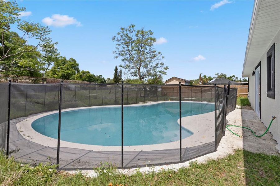 Exterior details and patio area of a home in , Seffner (Image 25).