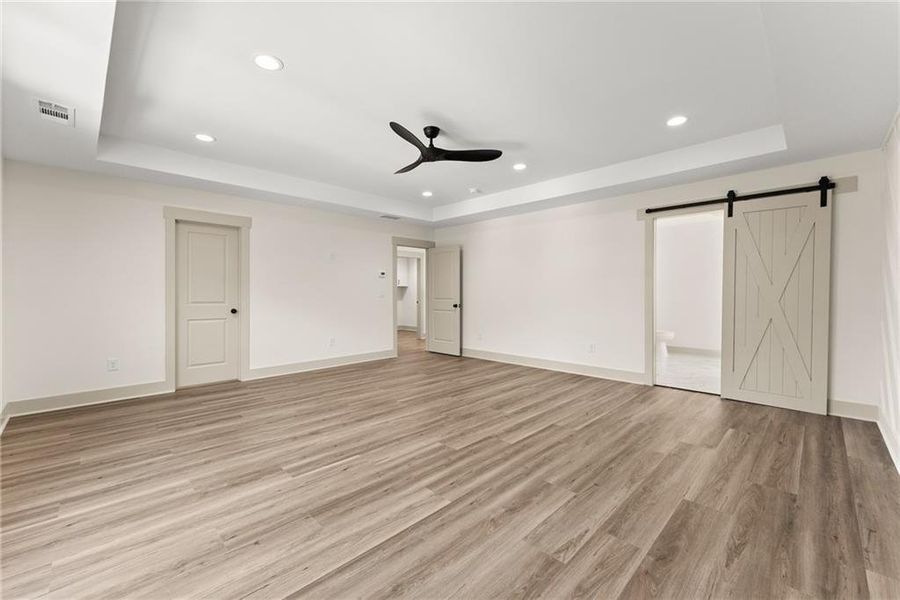 Spacious, unfurnished interior of a new home in , Clarkesville (Image 33).