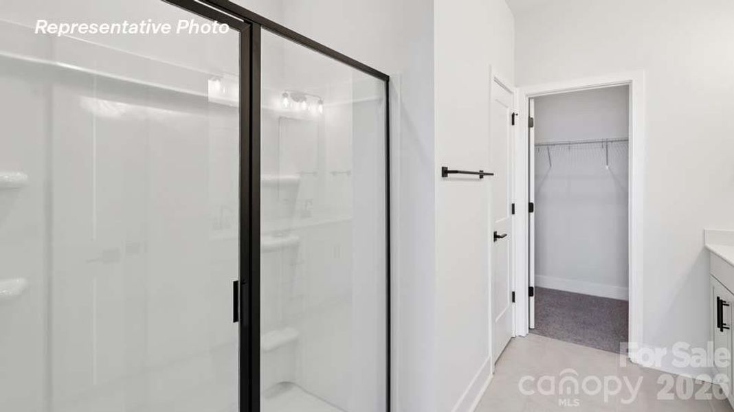 Image 46 of a home in Oak Grove Hill.