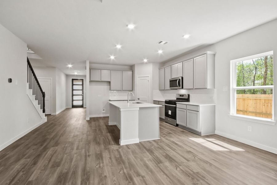 Furnished interior view inside a new home in The Woodlands Hills, Willis (Image 3). Furnished interior view inside a new home in The Woodlands Hills, Willis (Image 3).