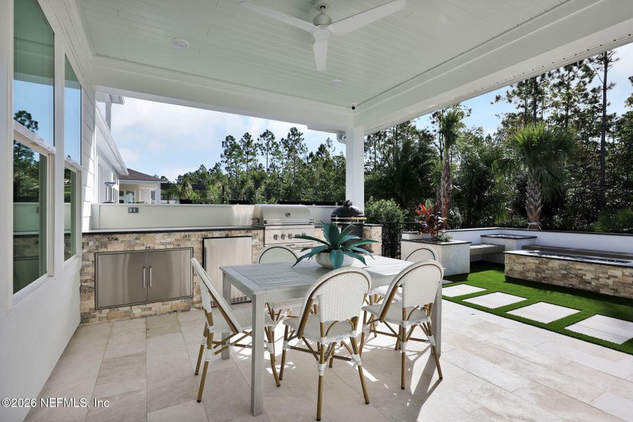 Exterior details and patio area of a home in , Ponte Vedra (Image 31).