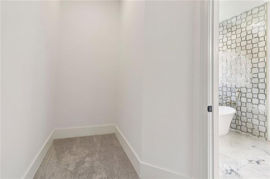 Spacious, unfurnished interior of a new home in , Lilburn (Image 51).