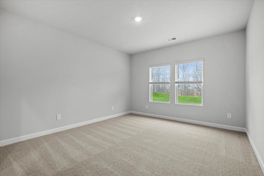 Spacious, unfurnished interior of a new home in Creek Ridge - Signature Collection, Spartanburg (Image 18).