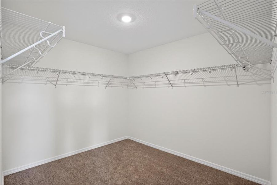 Spacious, unfurnished interior of a new home in Sunbrooke, St. Cloud (Image 28).