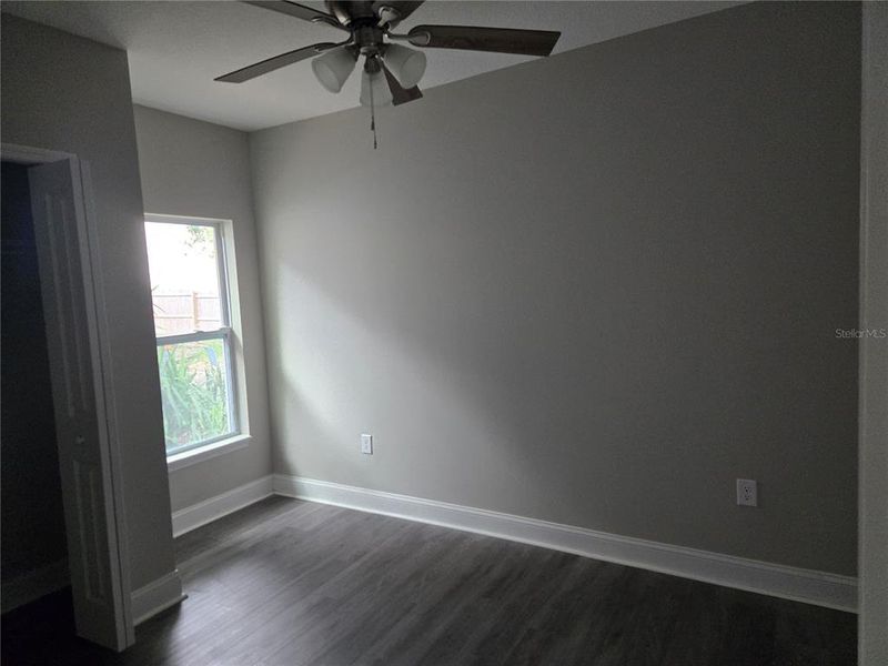 Spacious, unfurnished interior of a new home in , Tampa (Image 14).