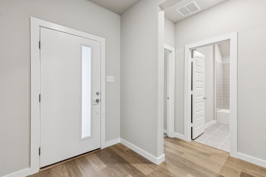 Entryway in the Heisman home plan by Trophy Signature Homes – REPRESENTATIVE PHOTO Entryway in the Heisman home plan by Trophy Signature Homes – REPRESENTATIVE PHOTO