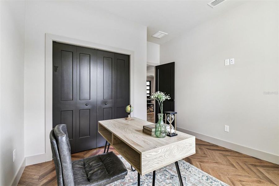 Furnished interior view inside a new home in , Tampa (Image 5).