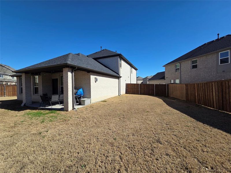 Exterior details and patio area of a home in , Wylie (Image 23).