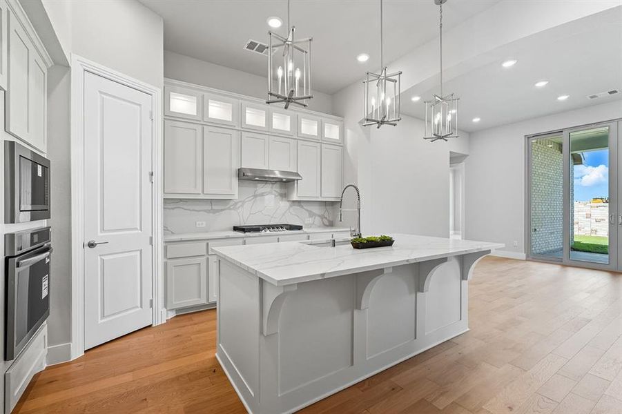 Furnished interior view inside a new home in Trinity Falls, McKinney (Image 8). Furnished interior view inside a new home in Trinity Falls, McKinney (Image 8).