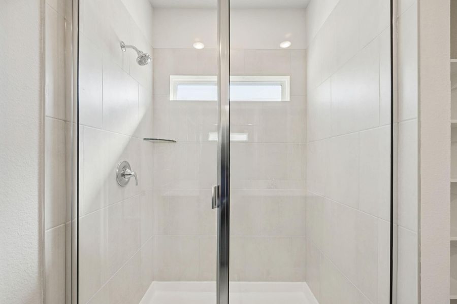Close-up of interior finishes inside a home in Saint Tropez, Huffman (Image 7).