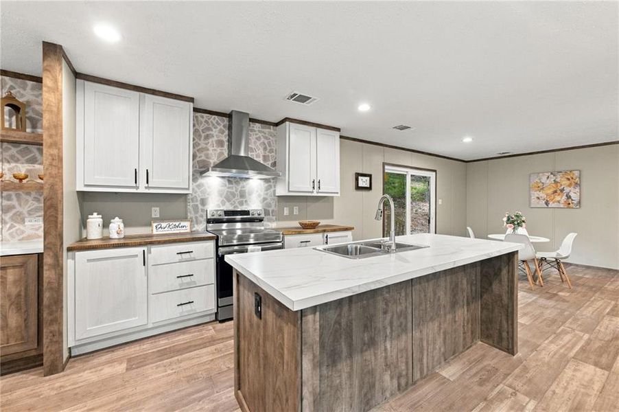 Furnished interior view inside a new home in , Clarkesville (Image 33).