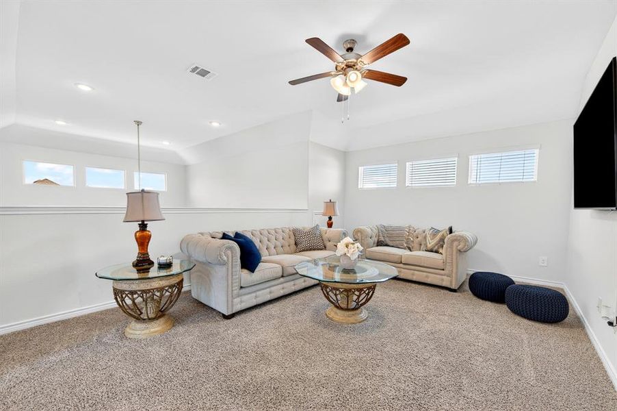 Furnished interior view inside a new home in , Fort Worth (Image 10).