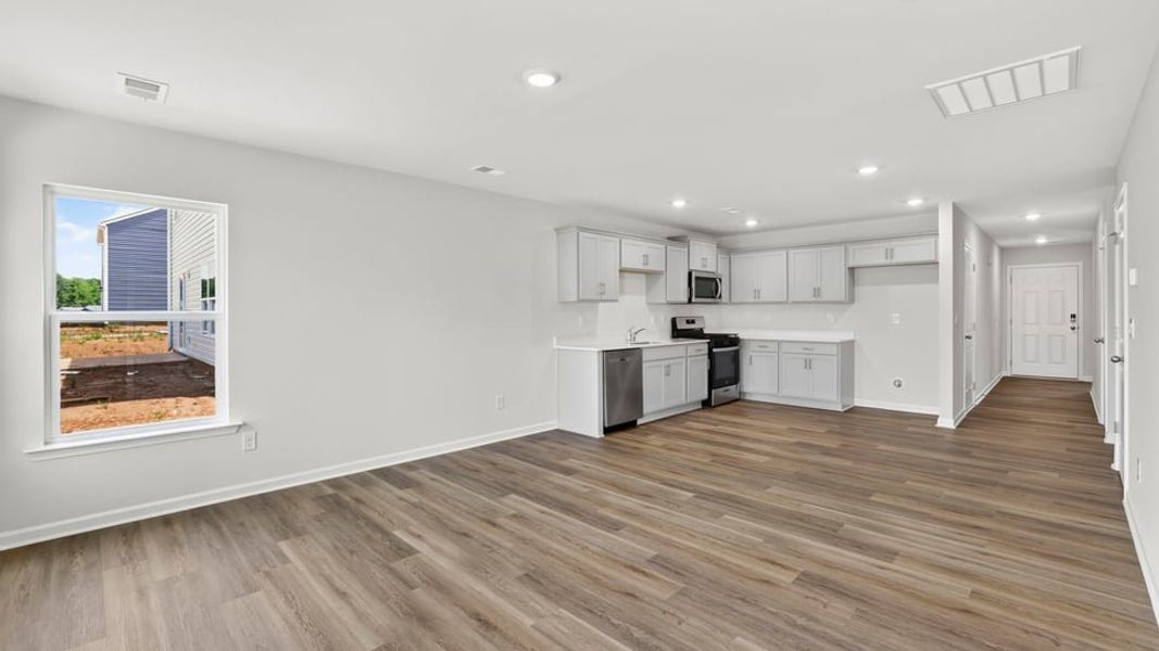 Spacious, unfurnished interior of a new home in Cedar Gap, Fountain Inn (Image 24). Spacious, unfurnished interior of a new home in Cedar Gap, Fountain Inn (Image 24).