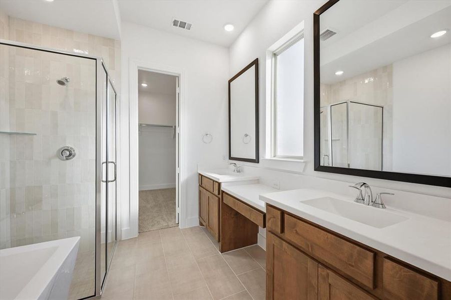 Furnished interior view inside a new home in Cambridge Crossing, Celina (Image 12).