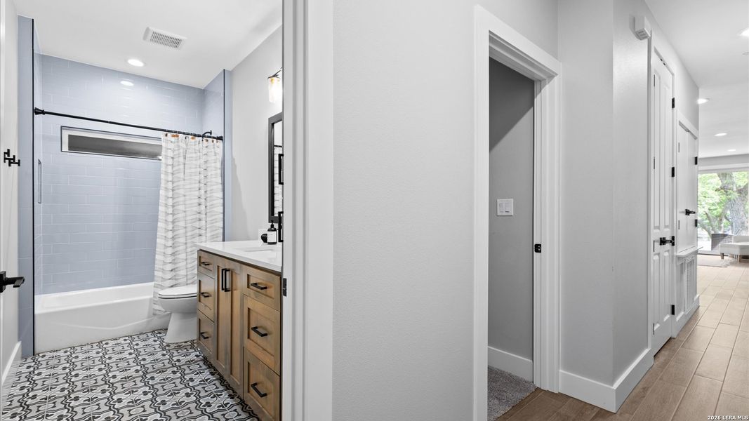 Furnished interior view inside a new home in , New Braunfels (Image 14).