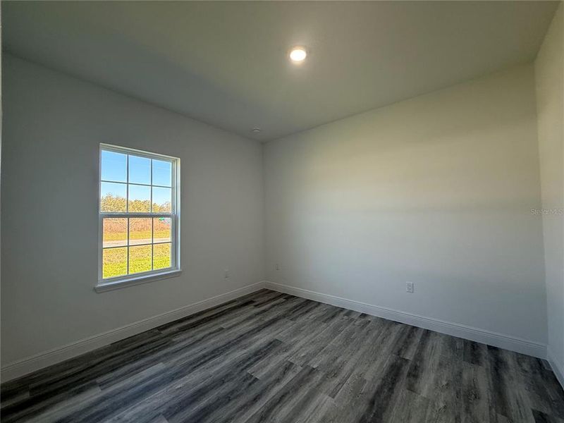 Spacious, unfurnished interior of a new home in , Ocala (Image 14).