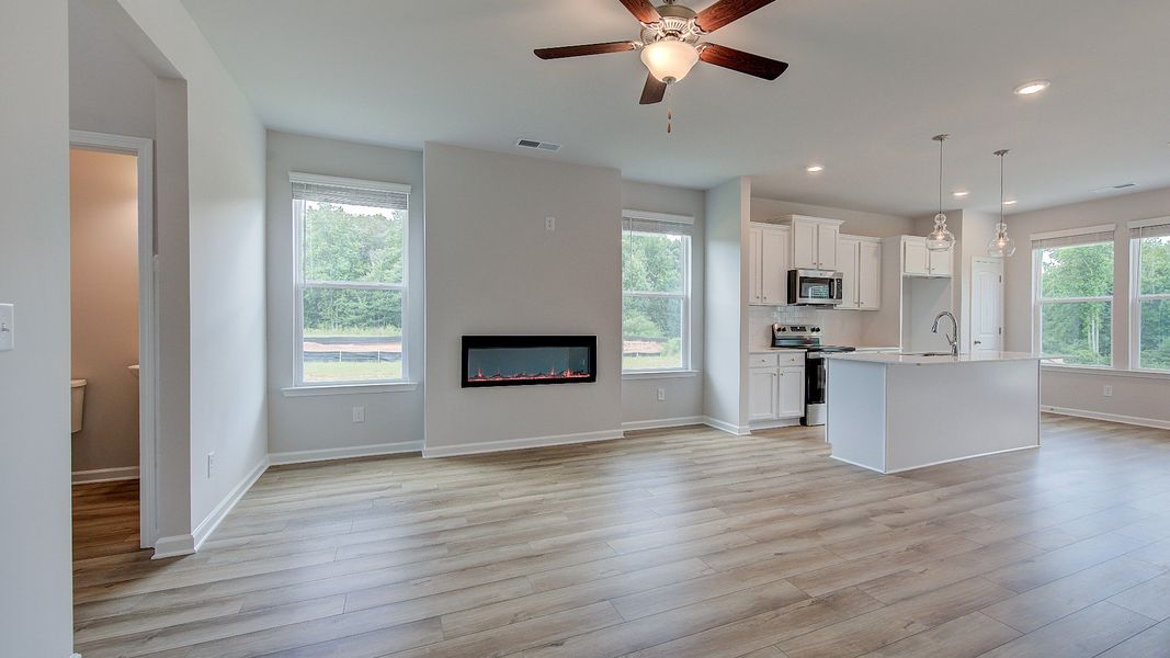 Furnished interior view inside a new home in Chapel Hill, Newnan (Image 6).