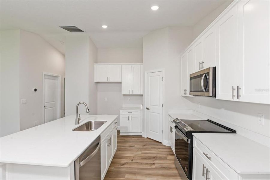 Furnished interior view inside a new home in Cherrywood Preserve, Ocala (Image 7).