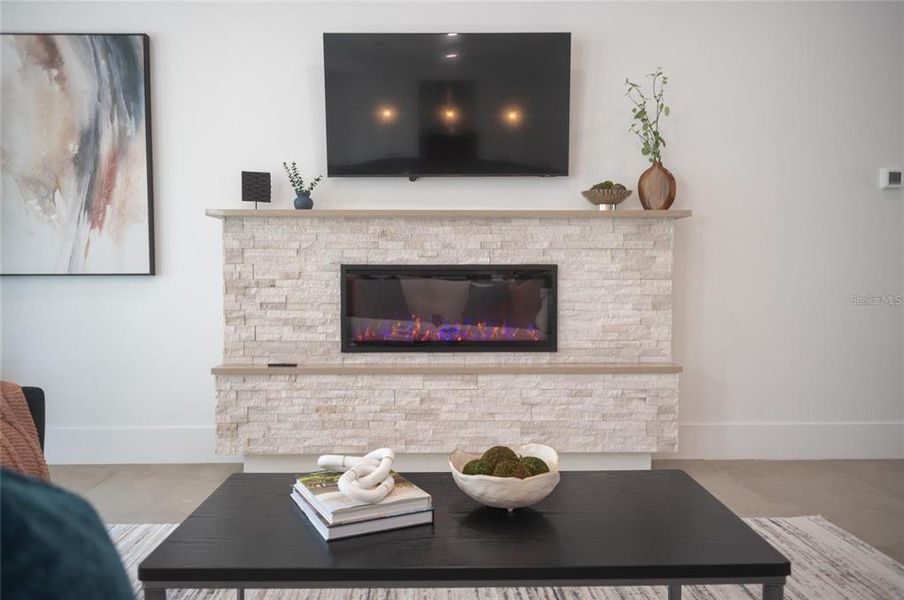 Image 76 of a home in .