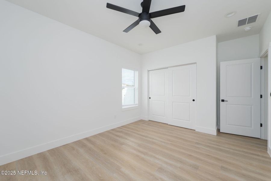 Spacious, unfurnished interior of a new home in , St. Augustine (Image 33).