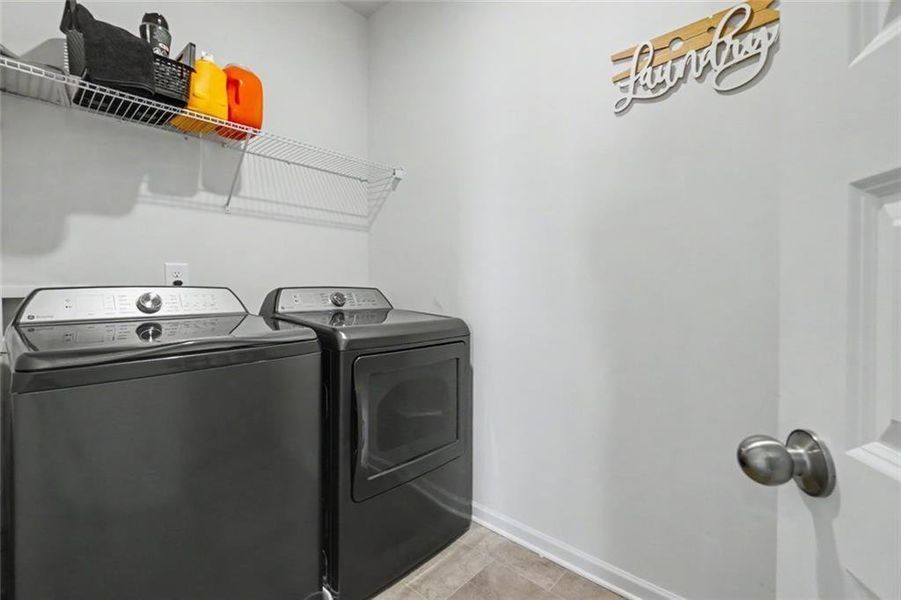 Close-up of interior finishes inside a home in Arrington, Adairsville (Image 20).